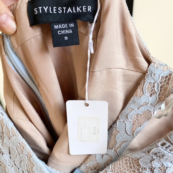 Stylestalker Blue Lace Fitted Gown - Small - Picture 6 of 7